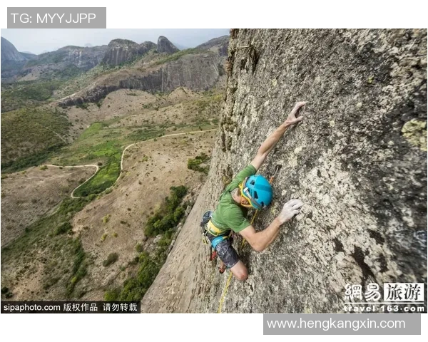 南京攀岩队逆袭之路:从挑战到胜利的精彩故事解析 南京攀岩队逆袭之路:从挑战到胜利的精彩故事解析